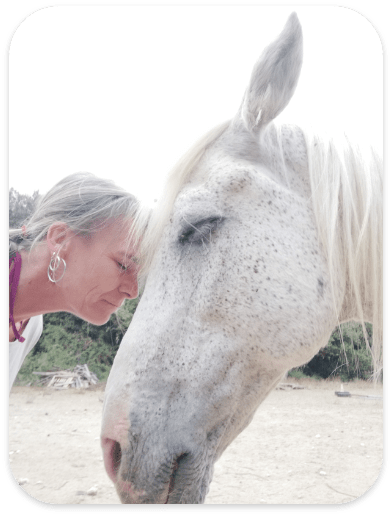 Anne Buchel avec un cheval